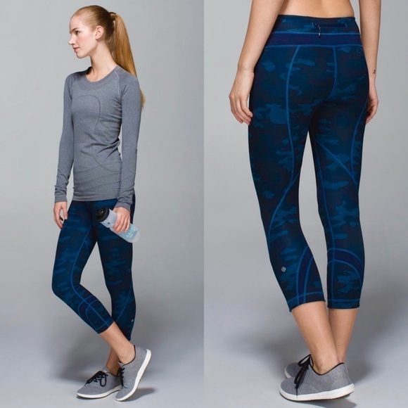 Lululemon Inspire Crop Lotus Camo Slick Inkwell 8 - Picture 1 of 9
